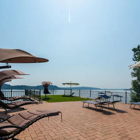 La Favorita Arona Tatil Evi