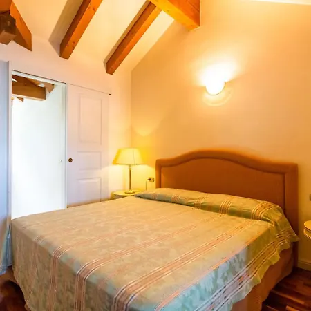 La Favorita Arona Tatil Evi